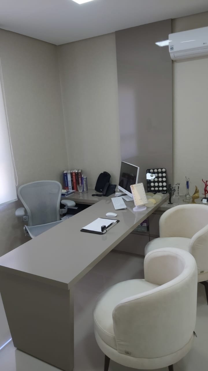 Projeto recente - móveis planejados para sala de estar moderna